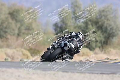 media/Oct-04-2025-CVMA (Sat) [[408bcdd6e4]]/Race 13-Amateur Supersport Open/